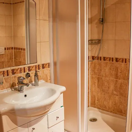 Kotvas 3* Milovice (Central Bohemian)