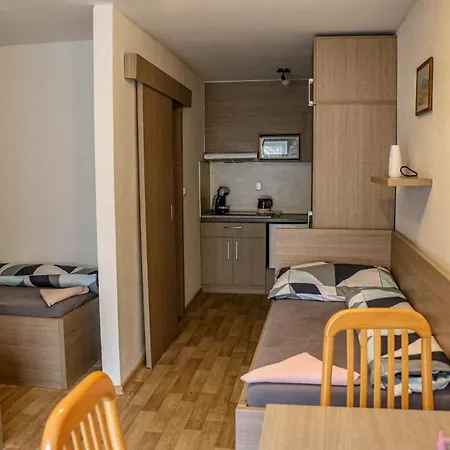Kotvas Guest house