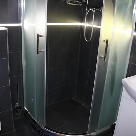 Kotvas Guest house